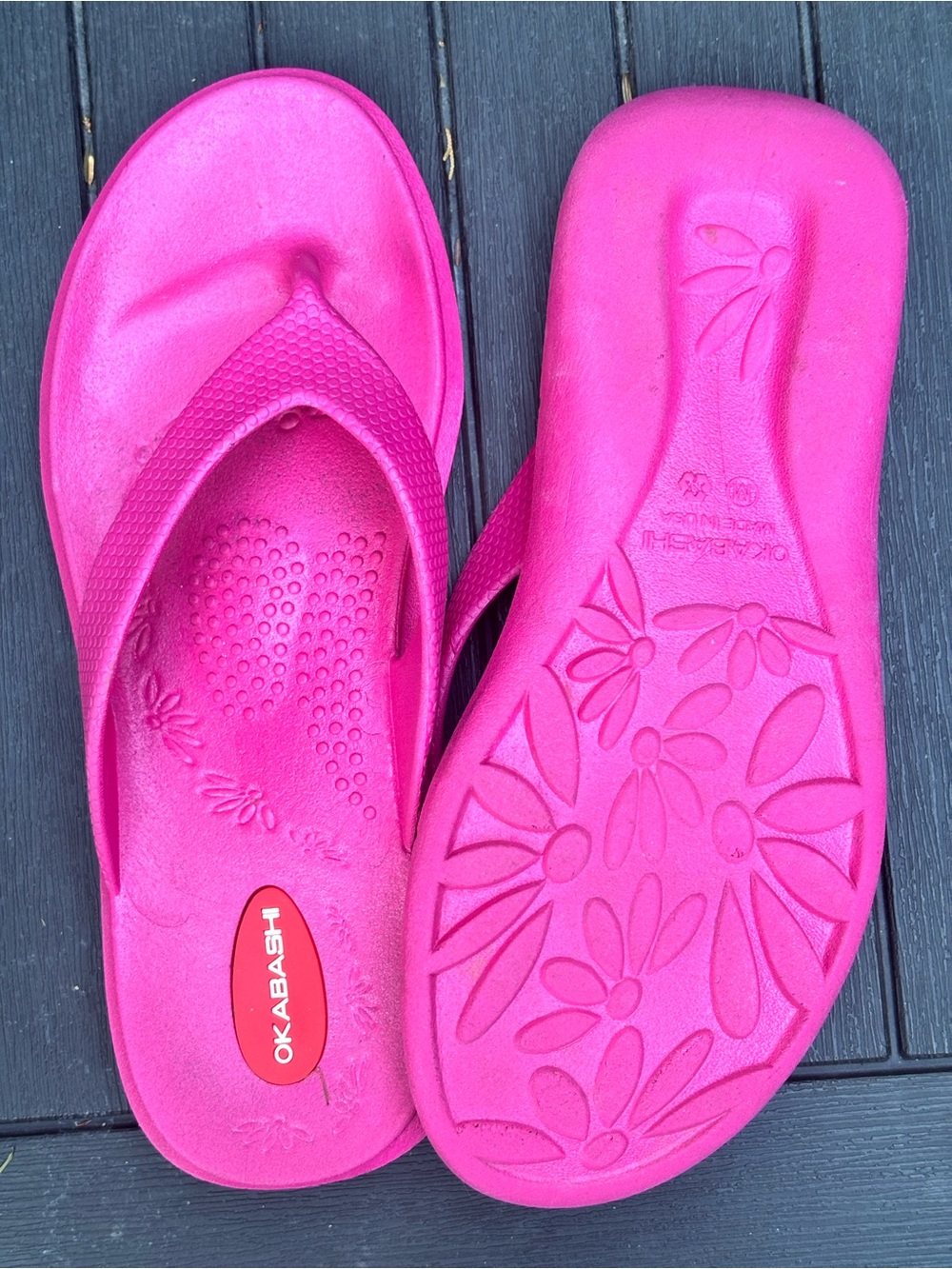 Okabashi | Maui Hot Pink Flip-Flops 🩷